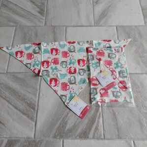 Two NEW Dog Bandana Organic Cotton One Size Holiday Print | Burt’s Bees